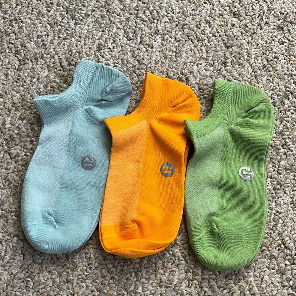 lululemon athletica NWOT Ankle Socks - Blue, Orange, Green M